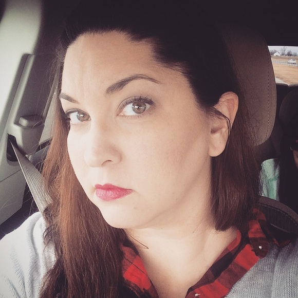 Meet your Posher, Kim - Picture 8 of 8